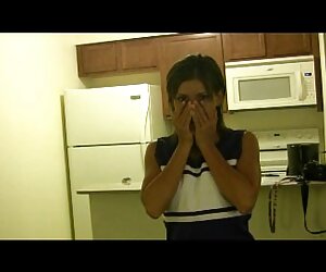 Asya üst kız alır amatör oral porno